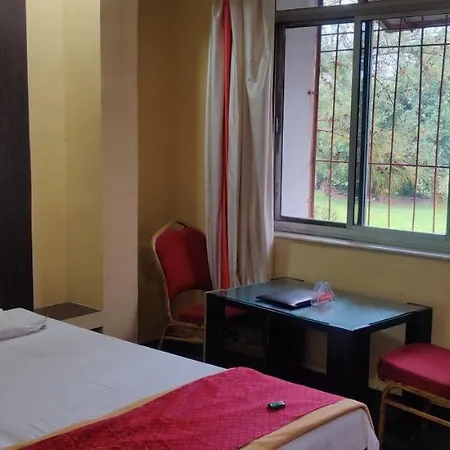 Holiday Cottage Inn, Sinhagad Fort Pune Exterior photo