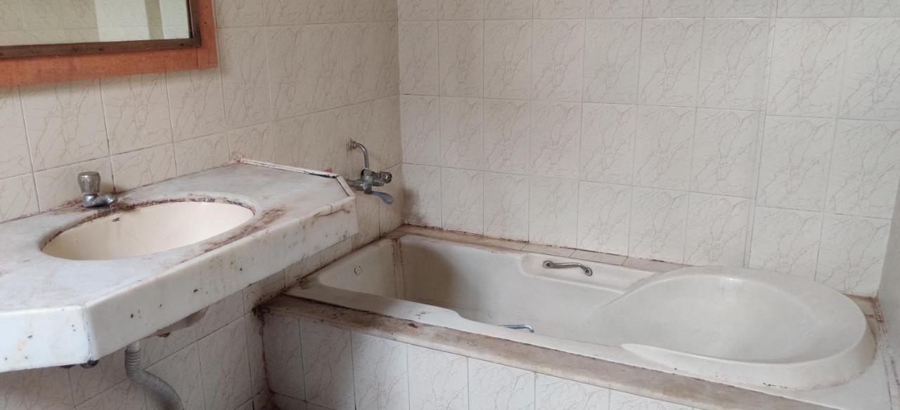 Holiday Cottage Inn, Sinhagad Fort Hotel Pune