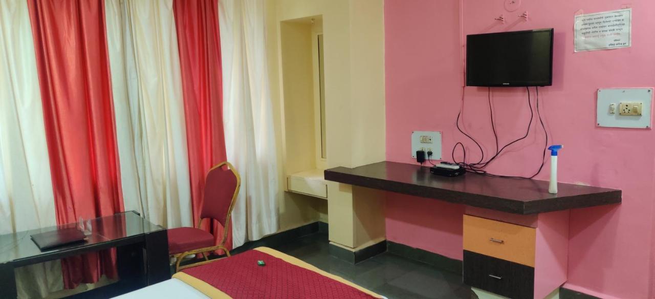 Holiday Cottage Inn, Sinhagad Fort Hotel 2*